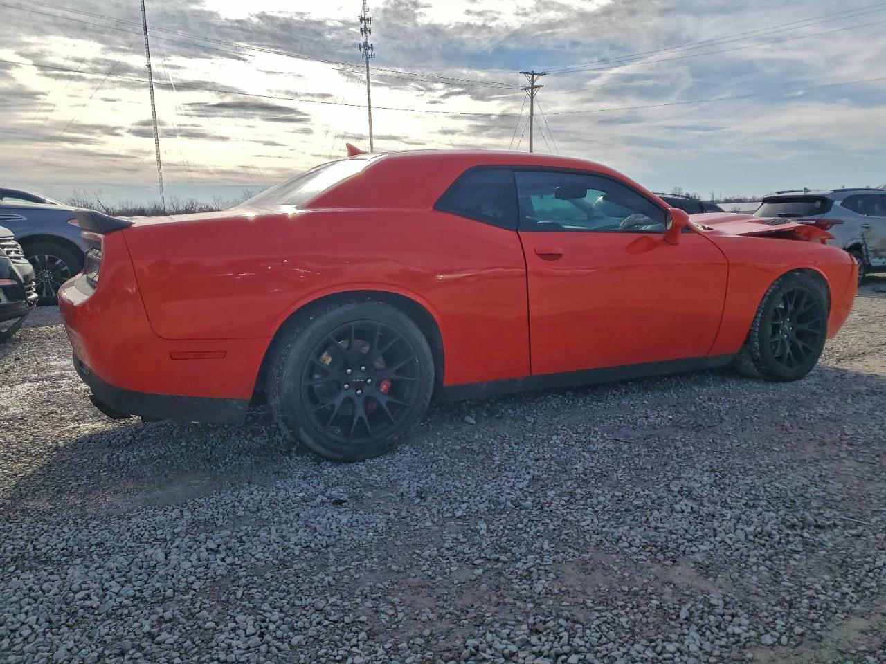 2016 DODGE Challenger