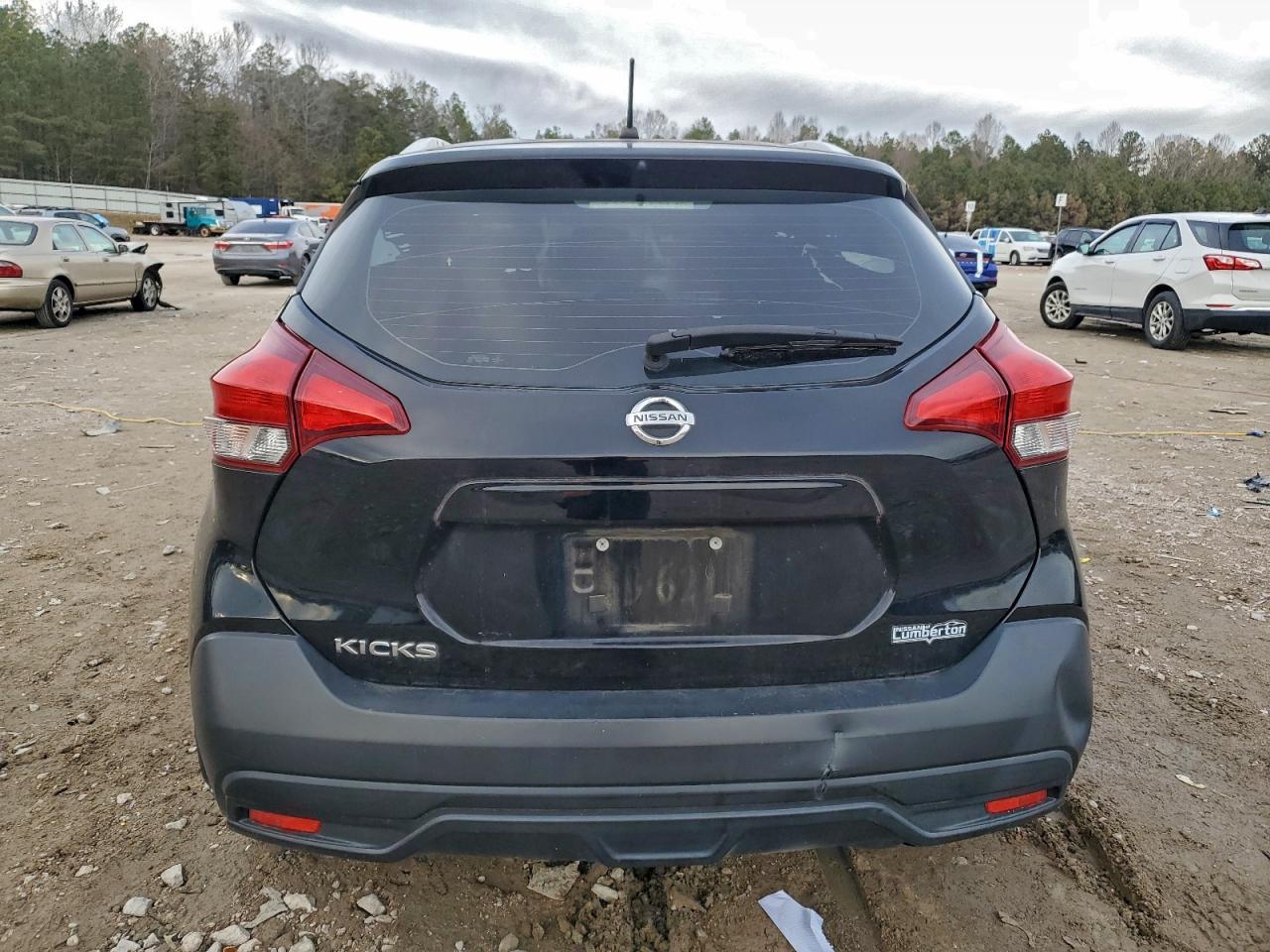 2019 NISSAN KICKS