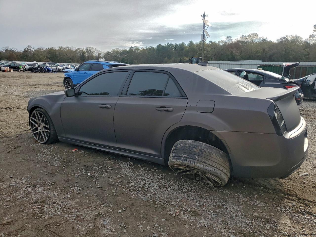 2016 CHRYSLER 300