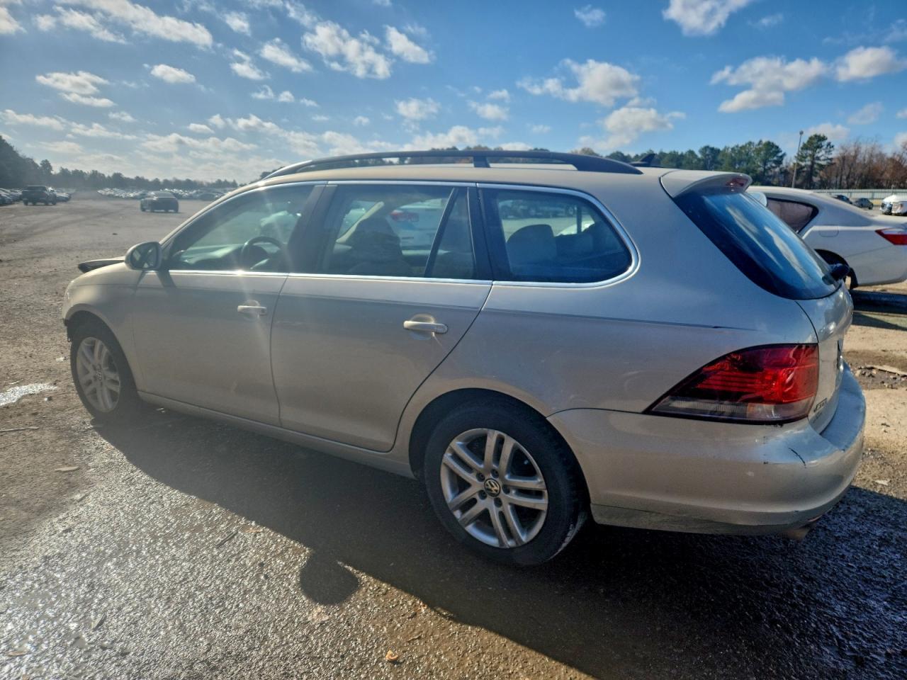 2011 VOLKSWAGEN JETTA