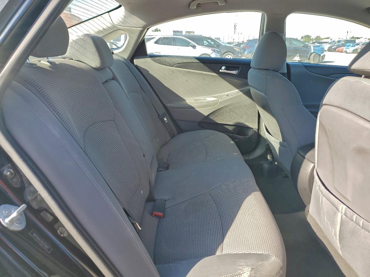 2012 HYUNDAI SONATA