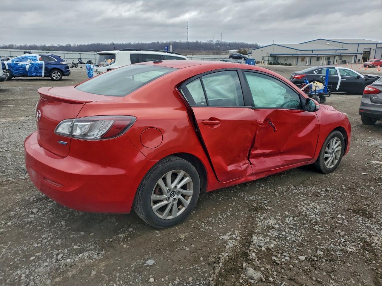 2013 MAZDA 3