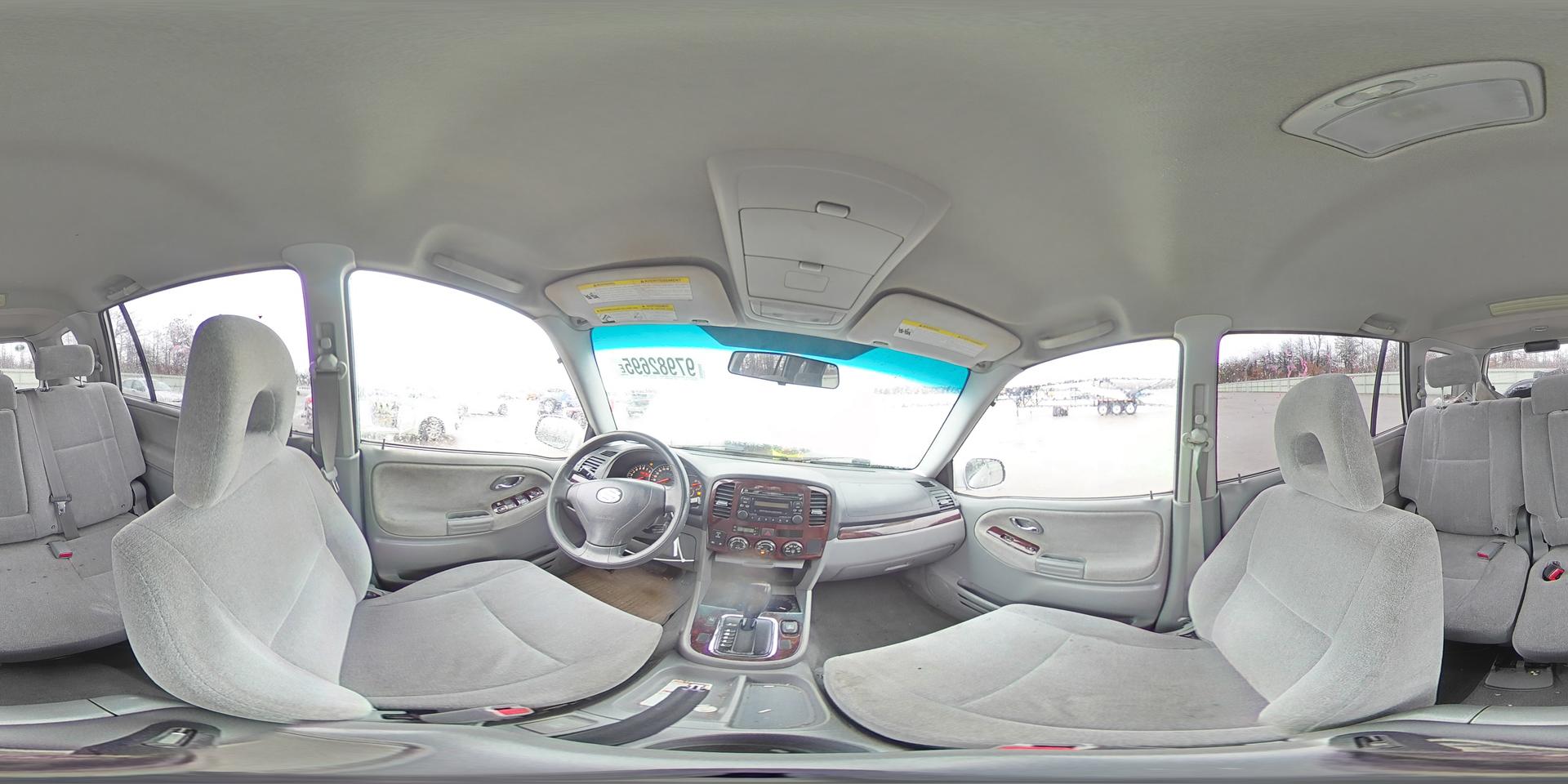 2005 SUZUKI Xl-7