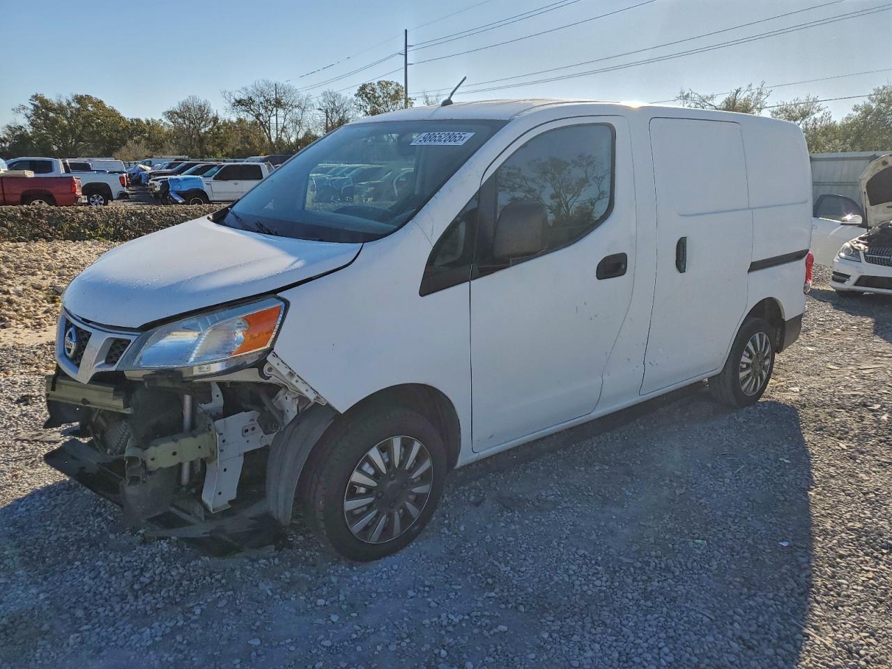 2017 NISSAN NV 200