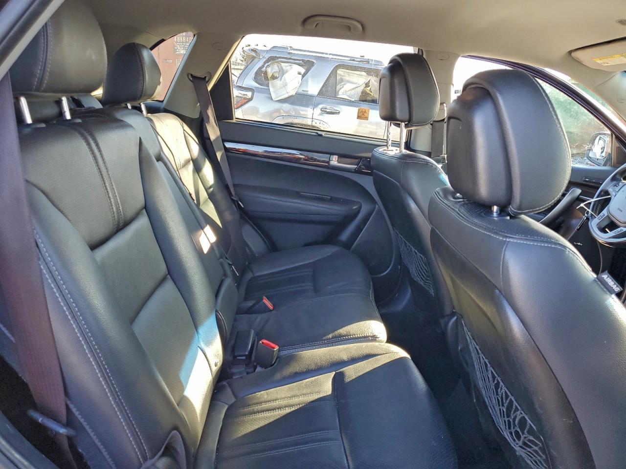 2014 KIA SORENTO