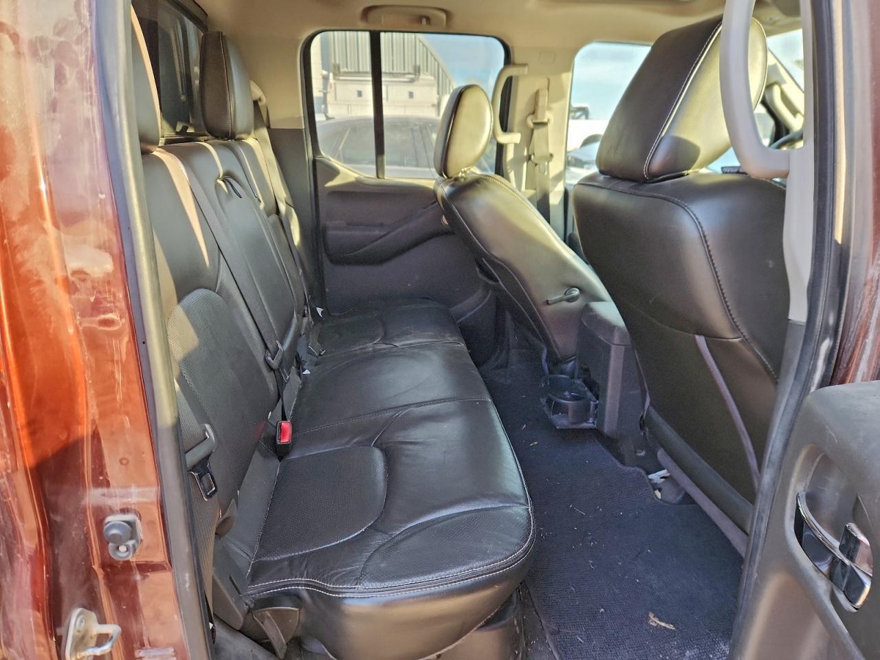 2017 NISSAN Frontier