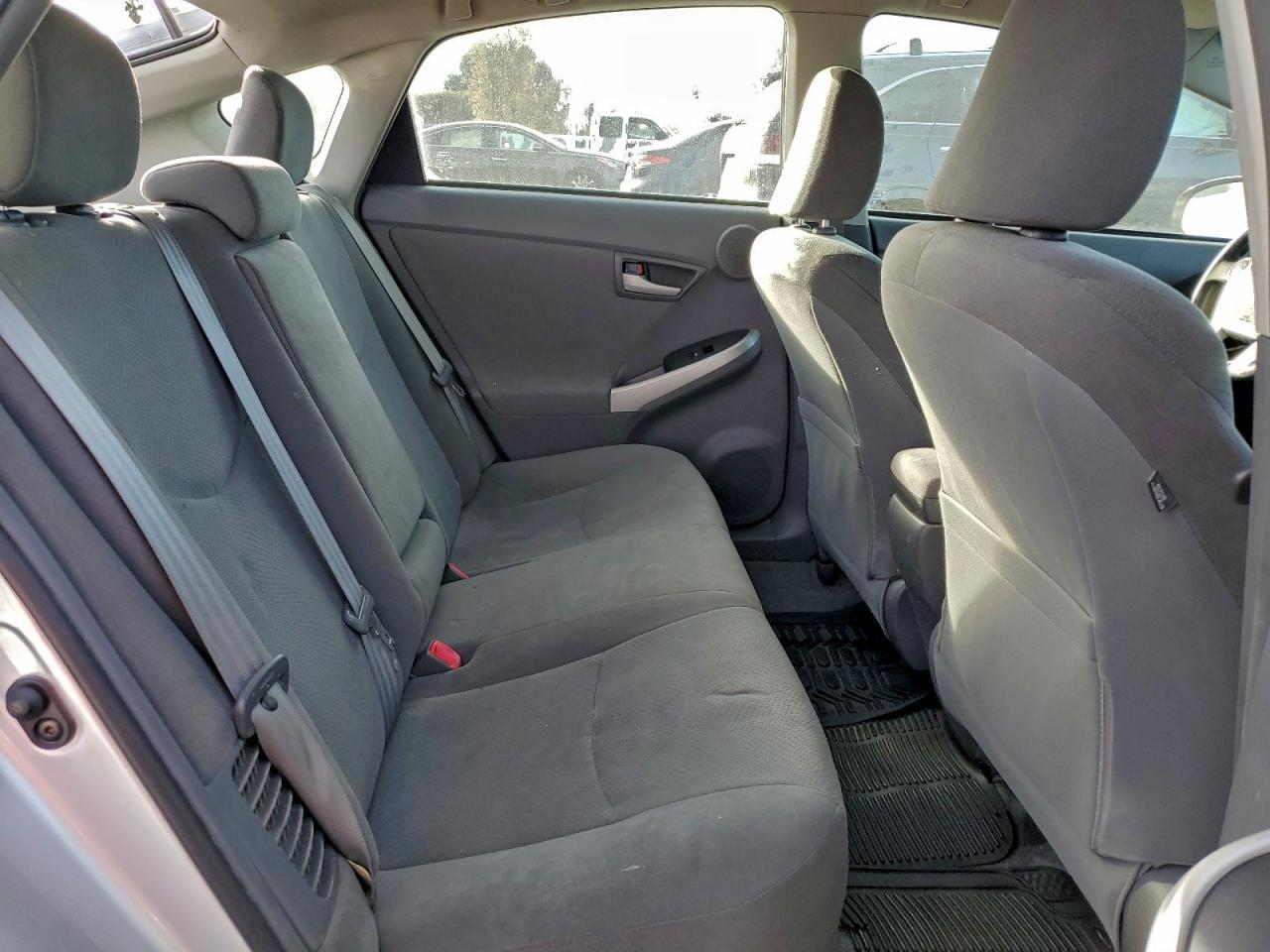 2011 TOYOTA PRIUS