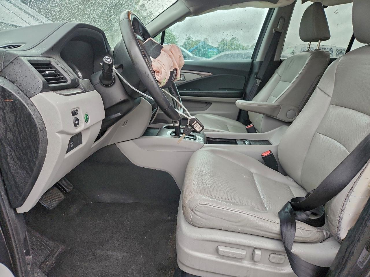 2017 HONDA Ridgeline
