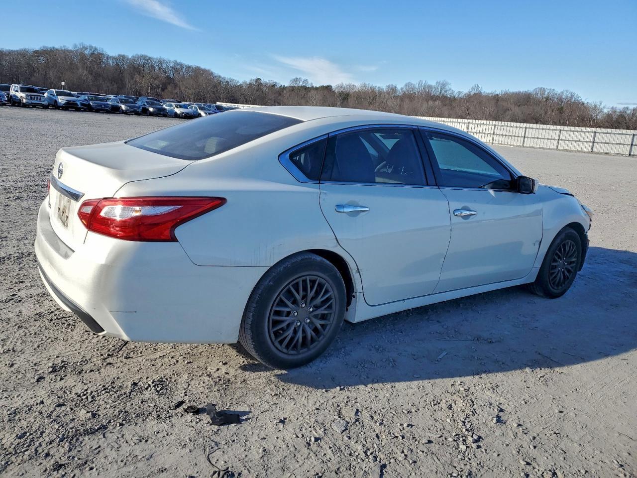2017 NISSAN ALTIMA