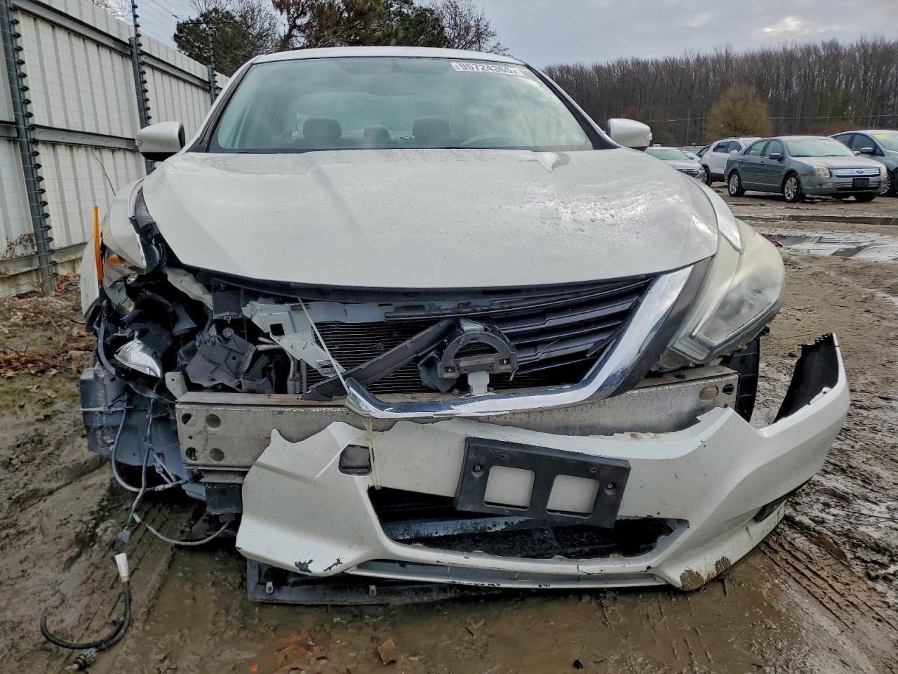 2016 NISSAN ALTIMA
