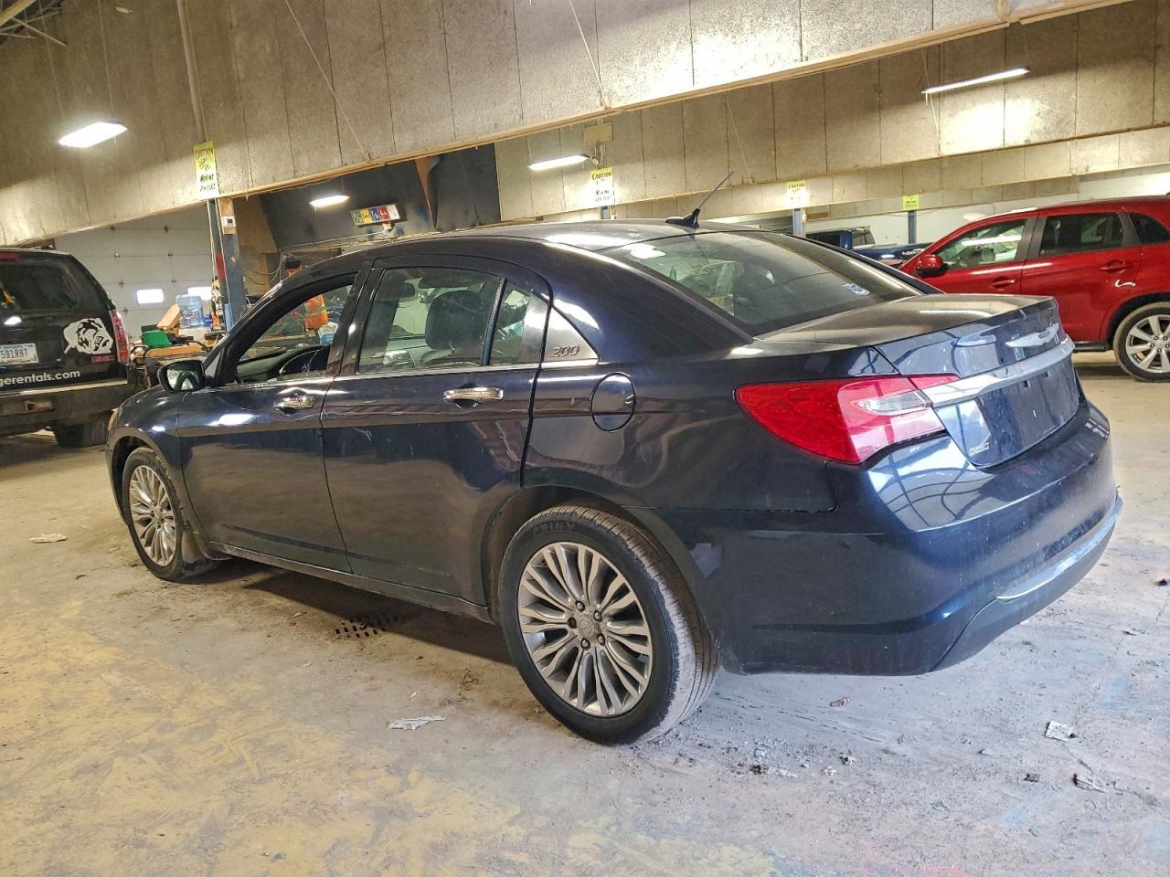 2012 CHRYSLER 200