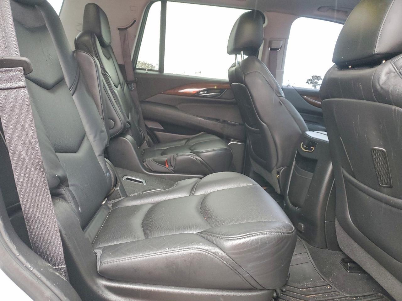 2018 CADILLAC ESCALADE