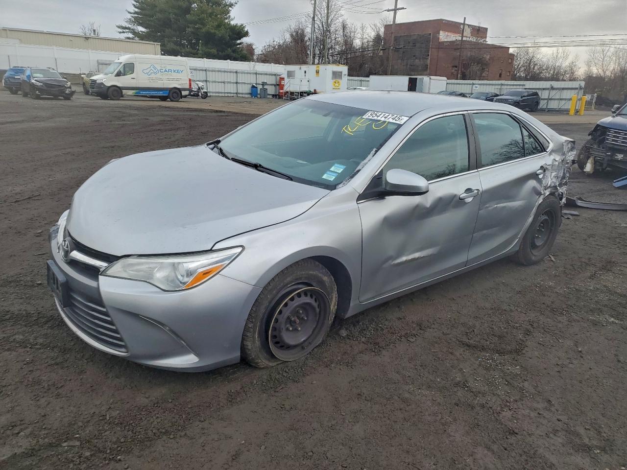 2017 TOYOTA CAMRY