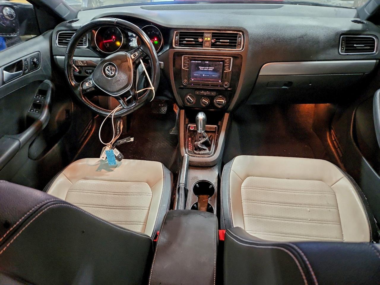 2016 VOLKSWAGEN JETTA