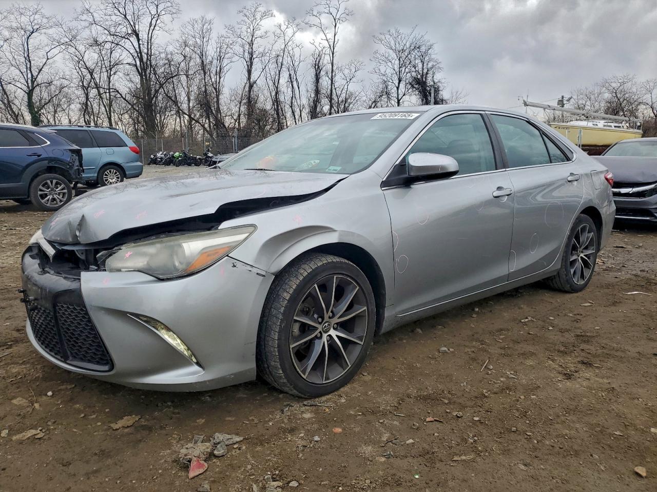 2015 TOYOTA CAMRY