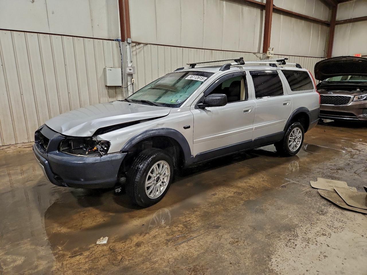 2006 VOLVO XC70
