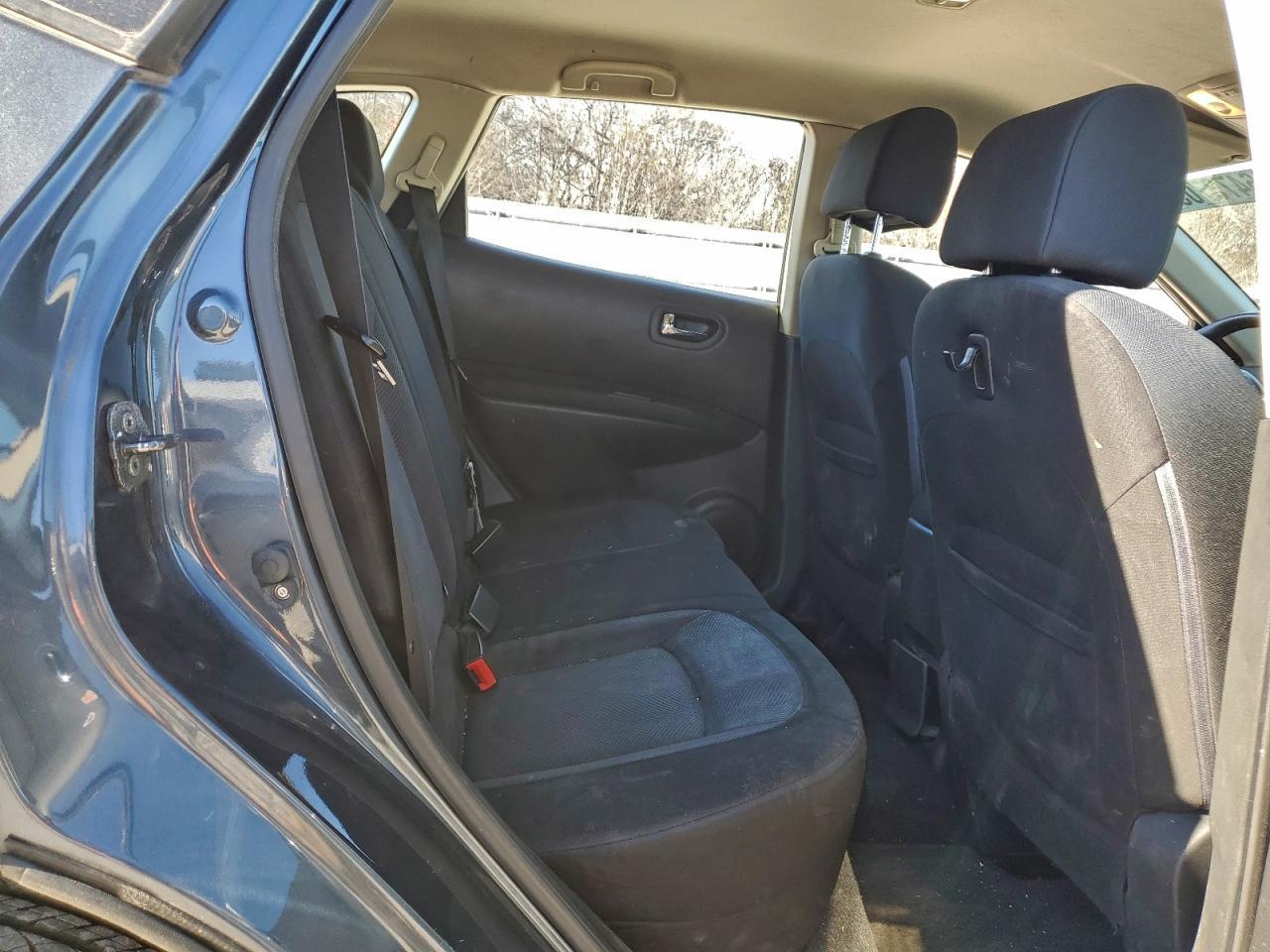 2014 NISSAN ROGUE