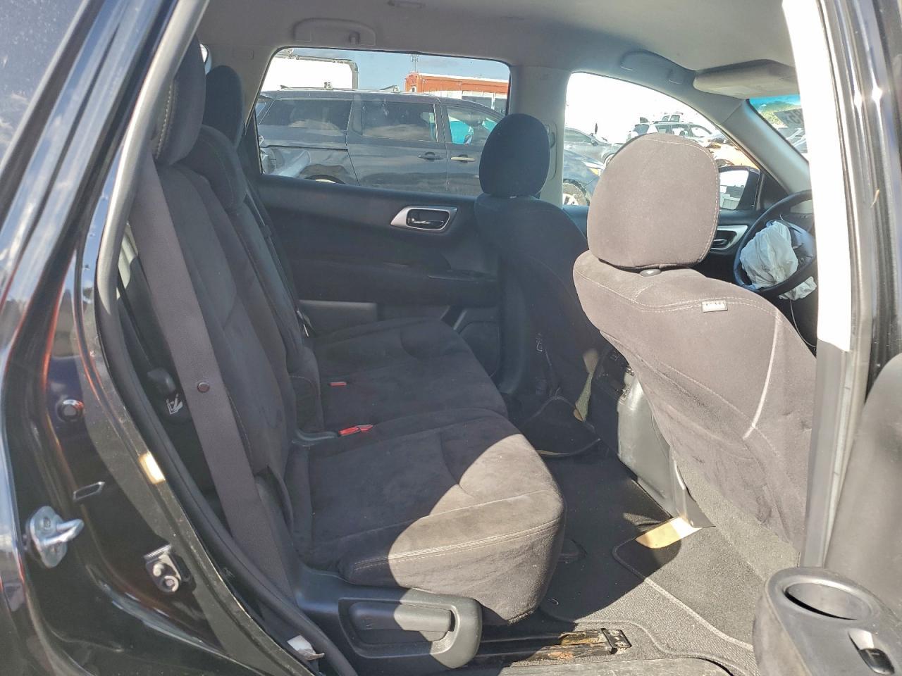 2016 NISSAN PATHFINDER