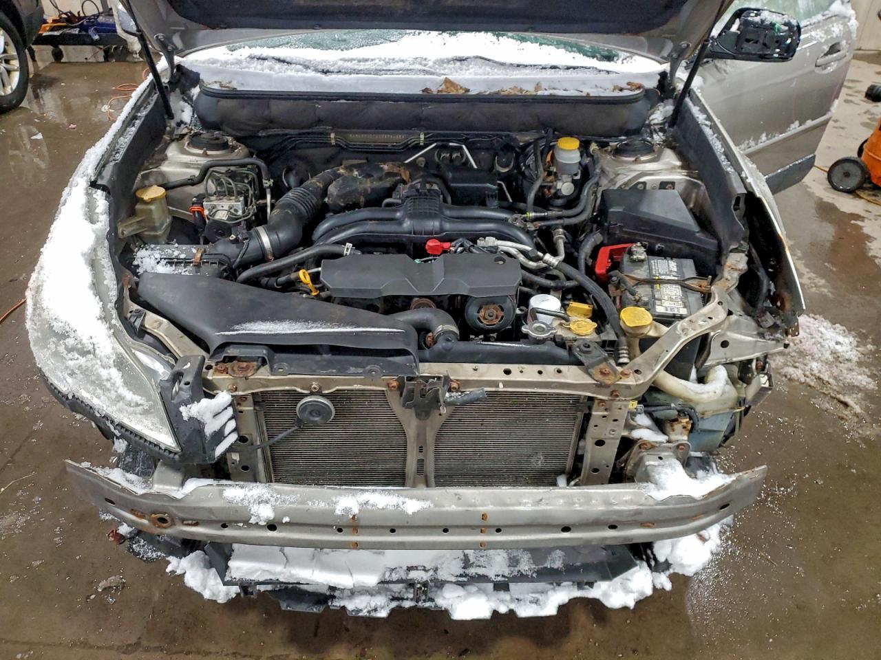 2014 SUBARU Outback