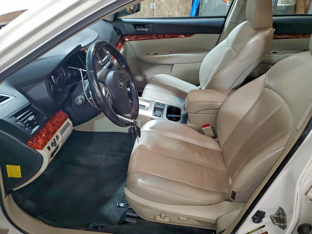 2012 SUBARU Legacy