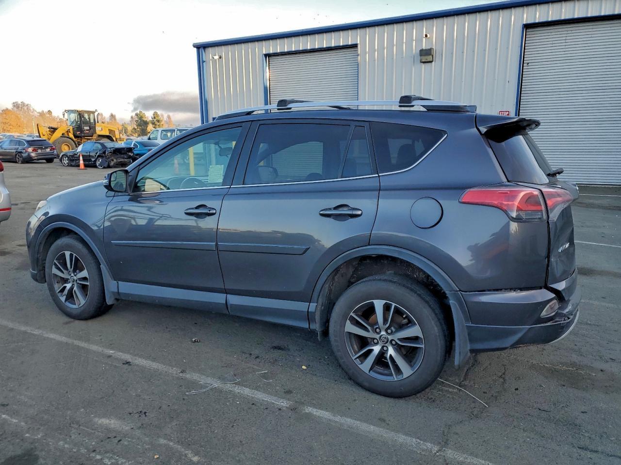 2016 TOYOTA RAV4