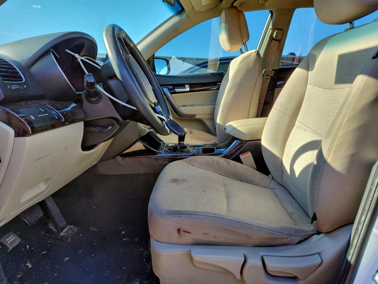2014 KIA SORENTO