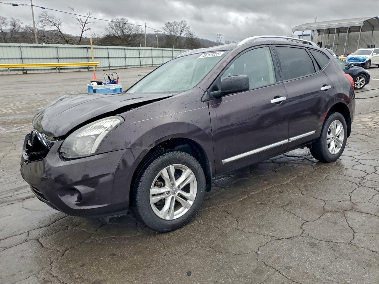 2015 NISSAN ROGUE