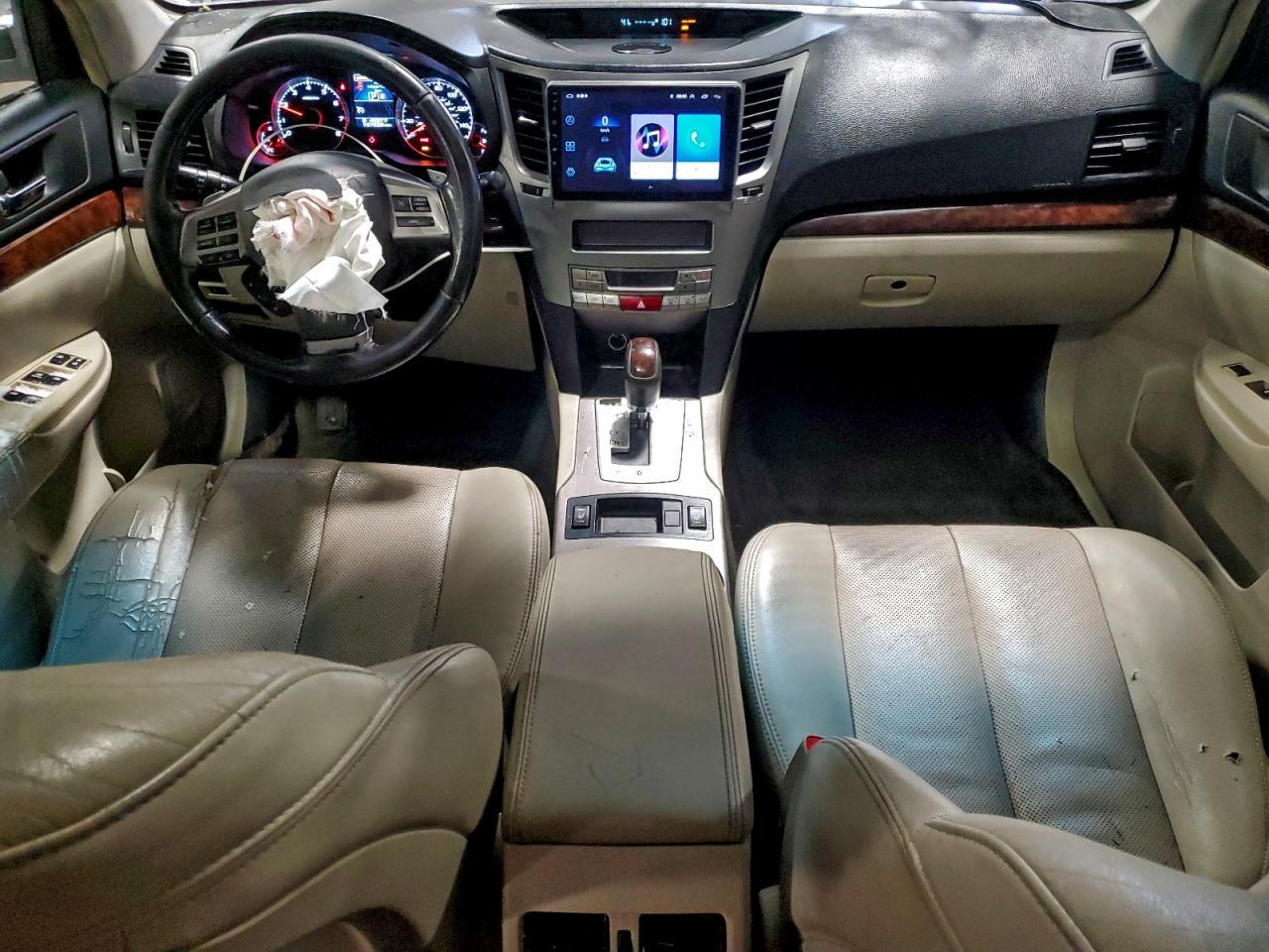 2014 SUBARU Legacy
