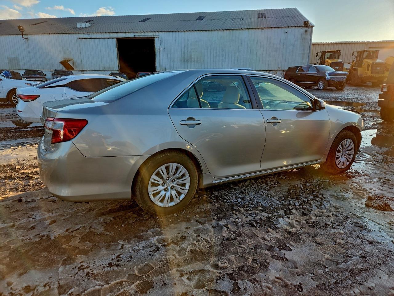 2013 TOYOTA CAMRY