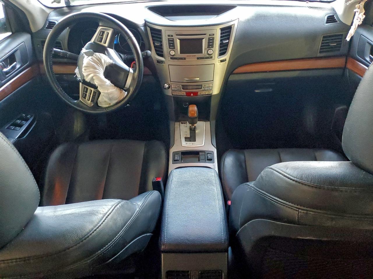 2013 SUBARU Outback