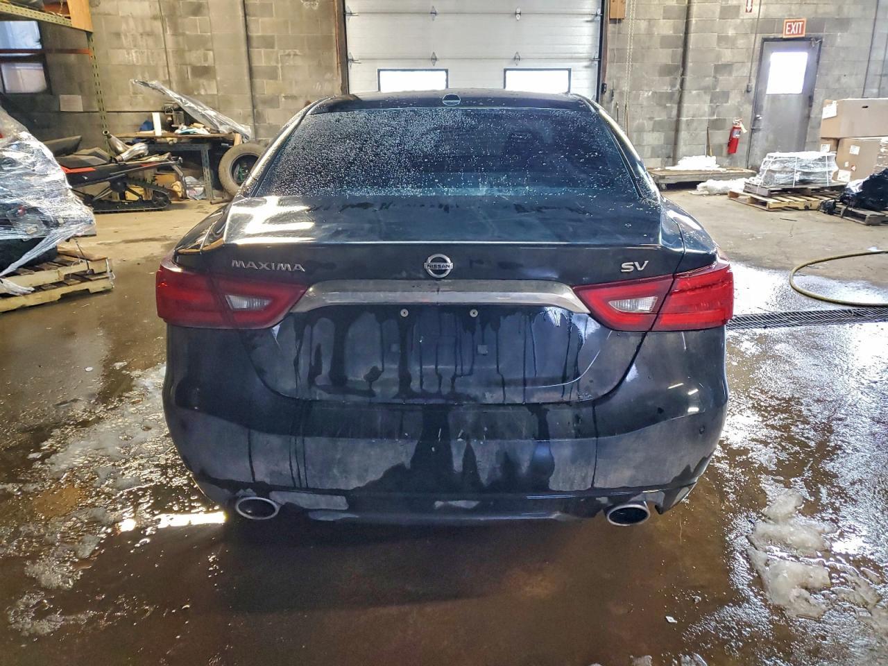 2016 NISSAN Maxima