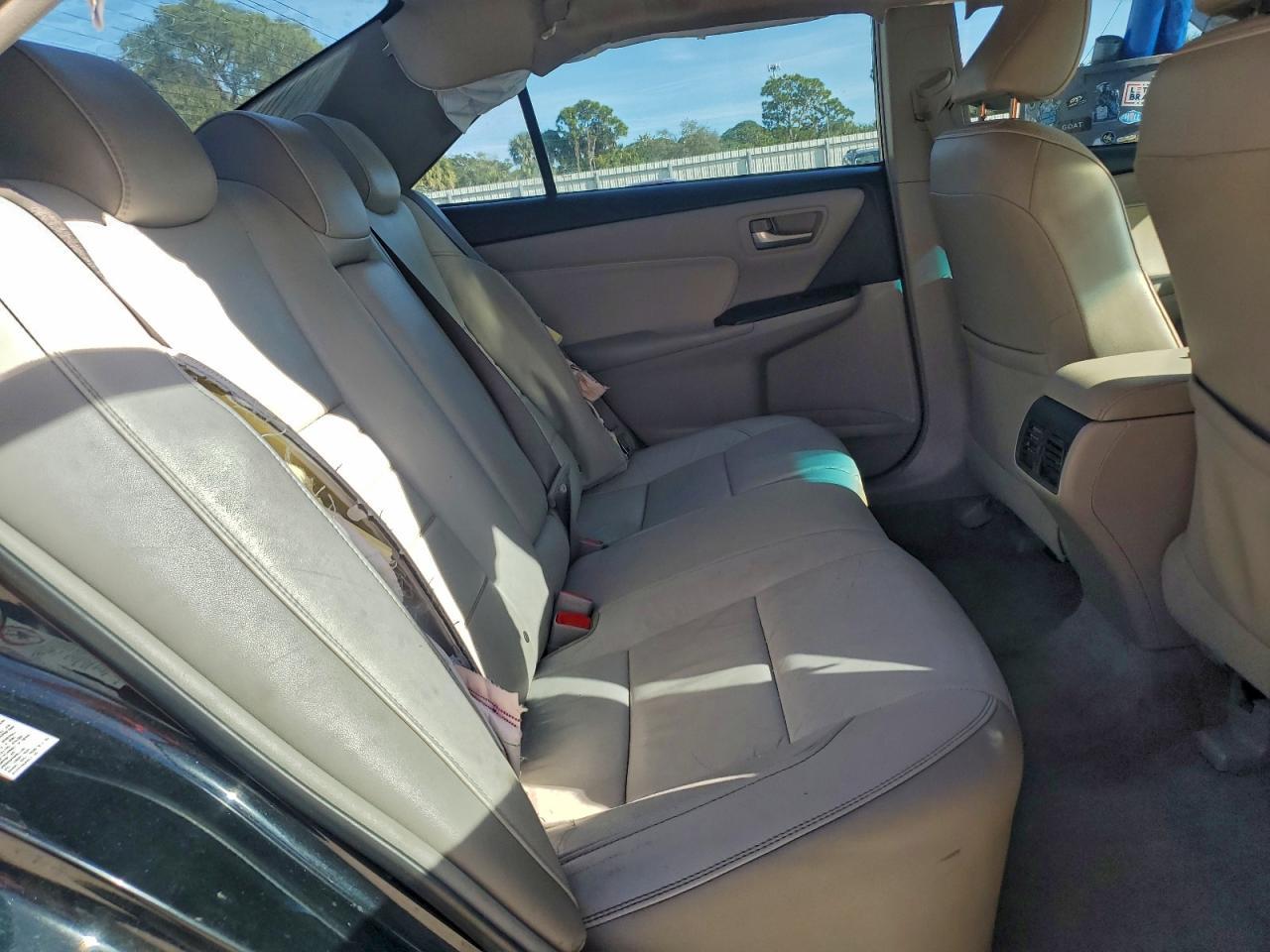 2017 TOYOTA CAMRY