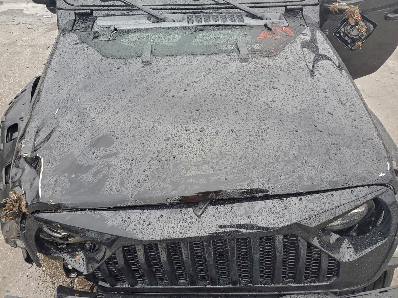 2021 JEEP Gladiator