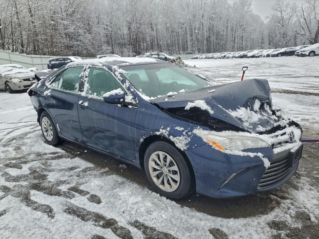 2016 TOYOTA CAMRY