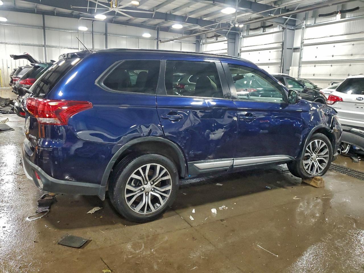 2016 MITSUBISHI outlander