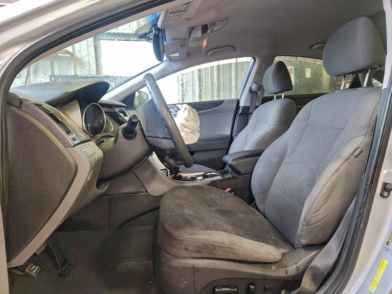 2011 HYUNDAI SONATA
