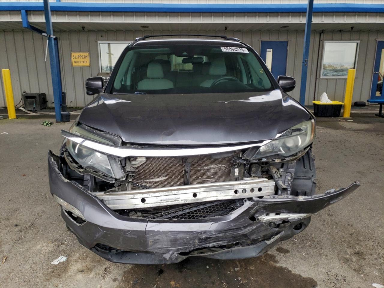 2016 HONDA PILOT