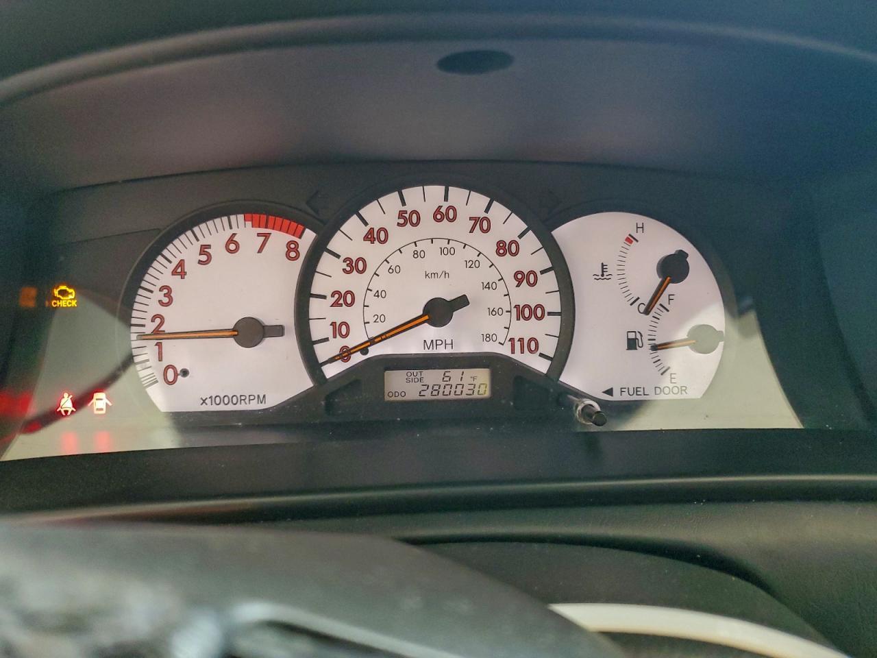 2004 TOYOTA COROLLA