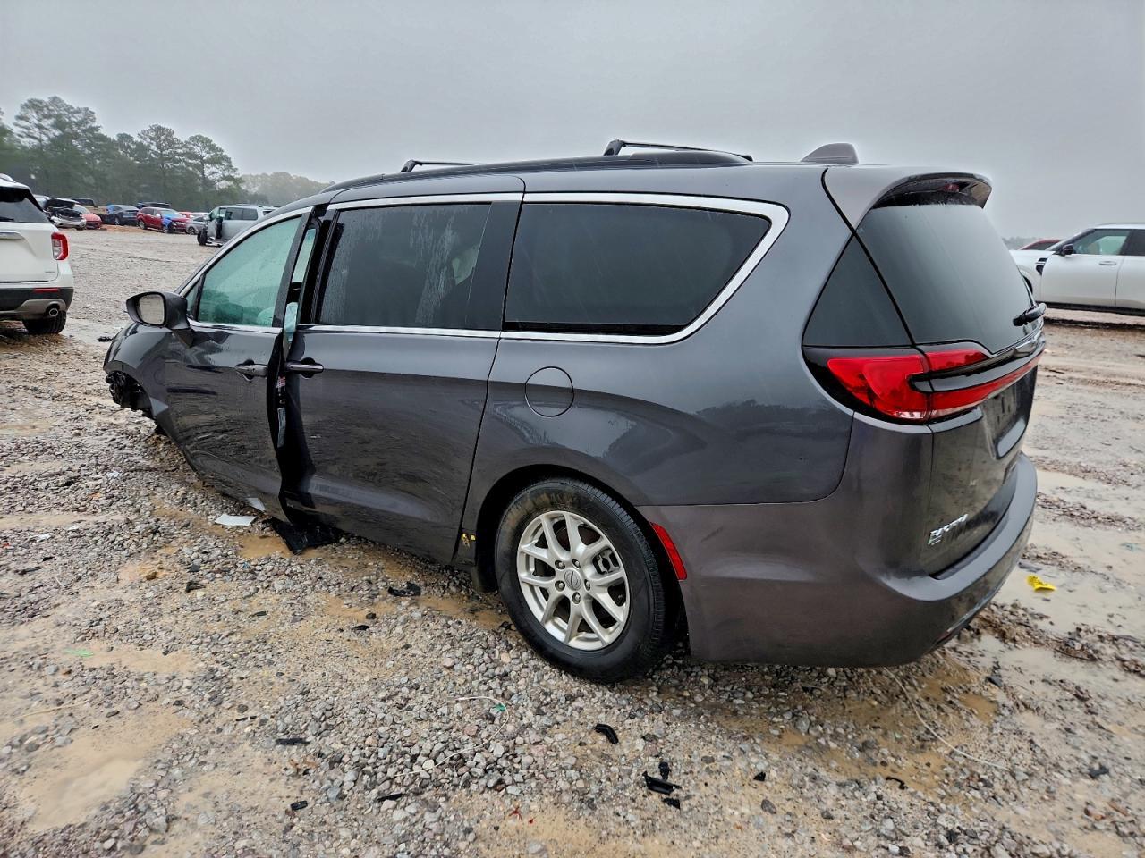 2022 CHRYSLER Pacifica