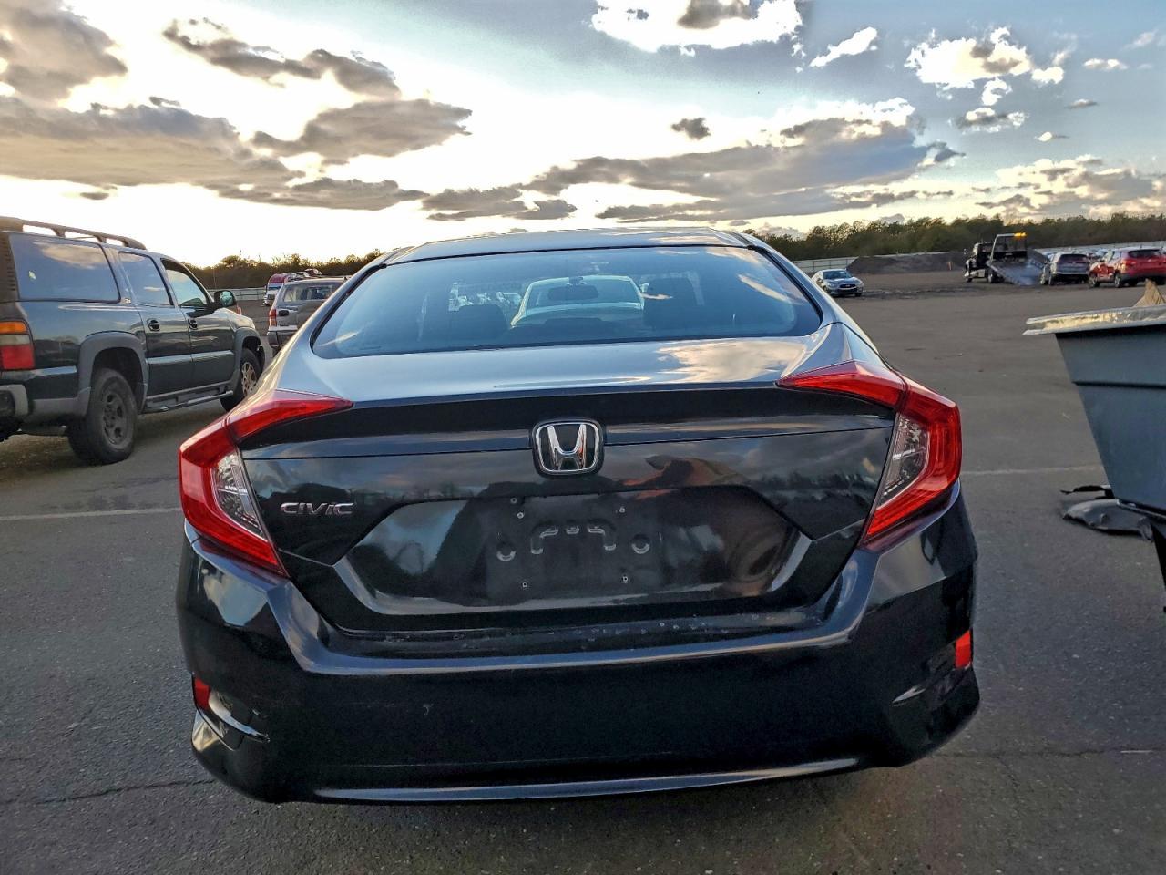 2018 HONDA CIVIC