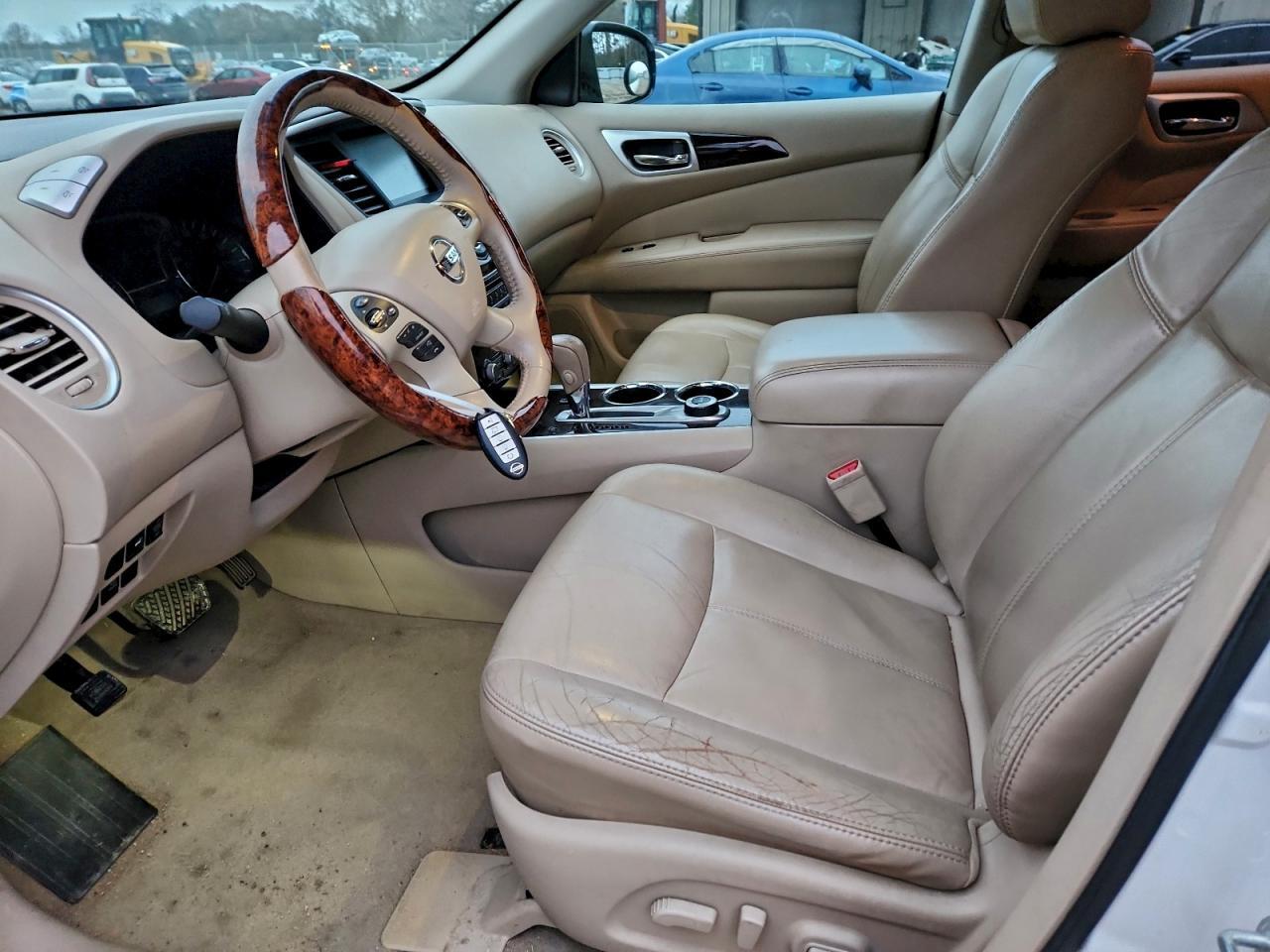2013 NISSAN PATHFINDER