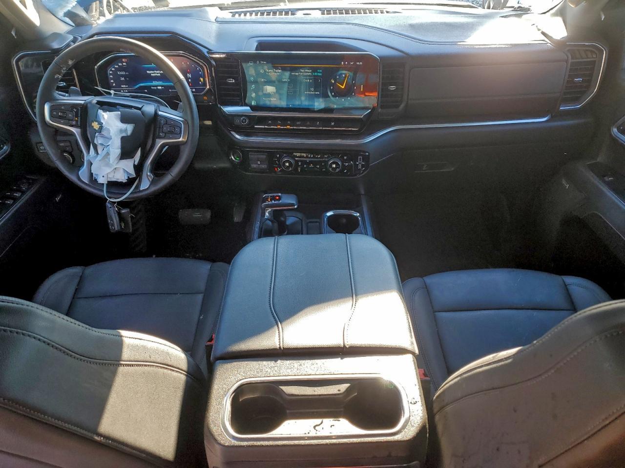 2025 CHEVROLET Silverado