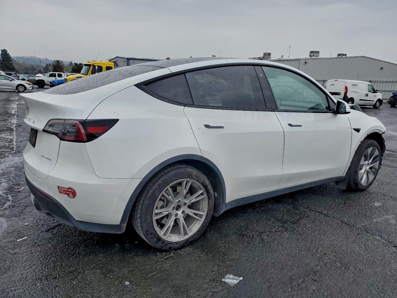 2020 TESLA MODEL Y