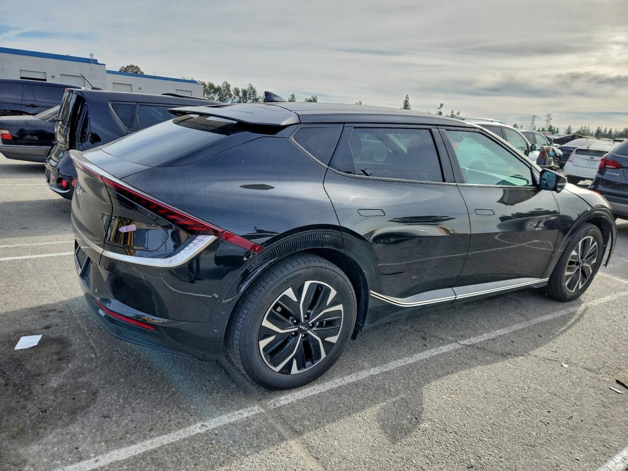 2023 KIA EV6