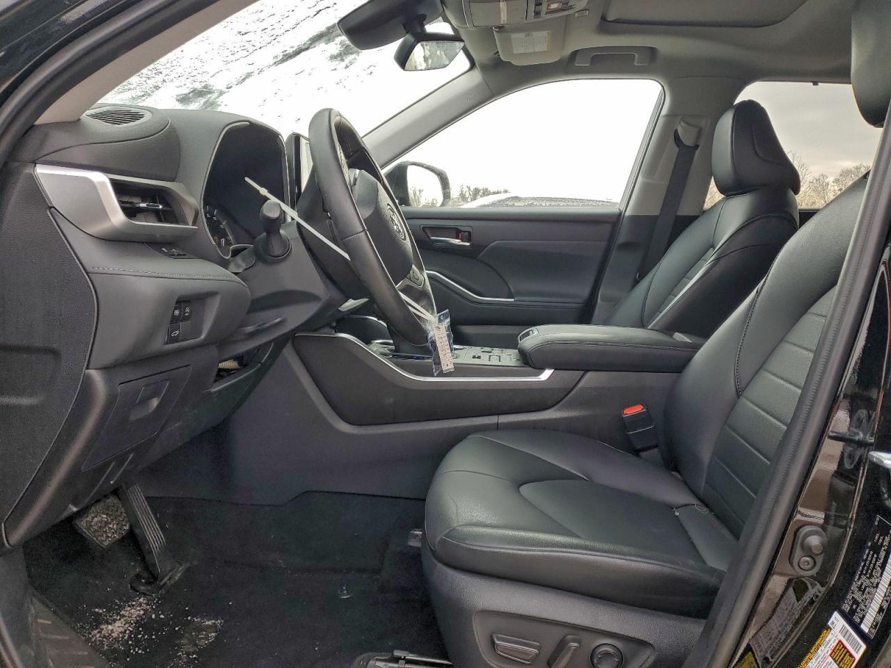 2023 TOYOTA HIGHLANDER