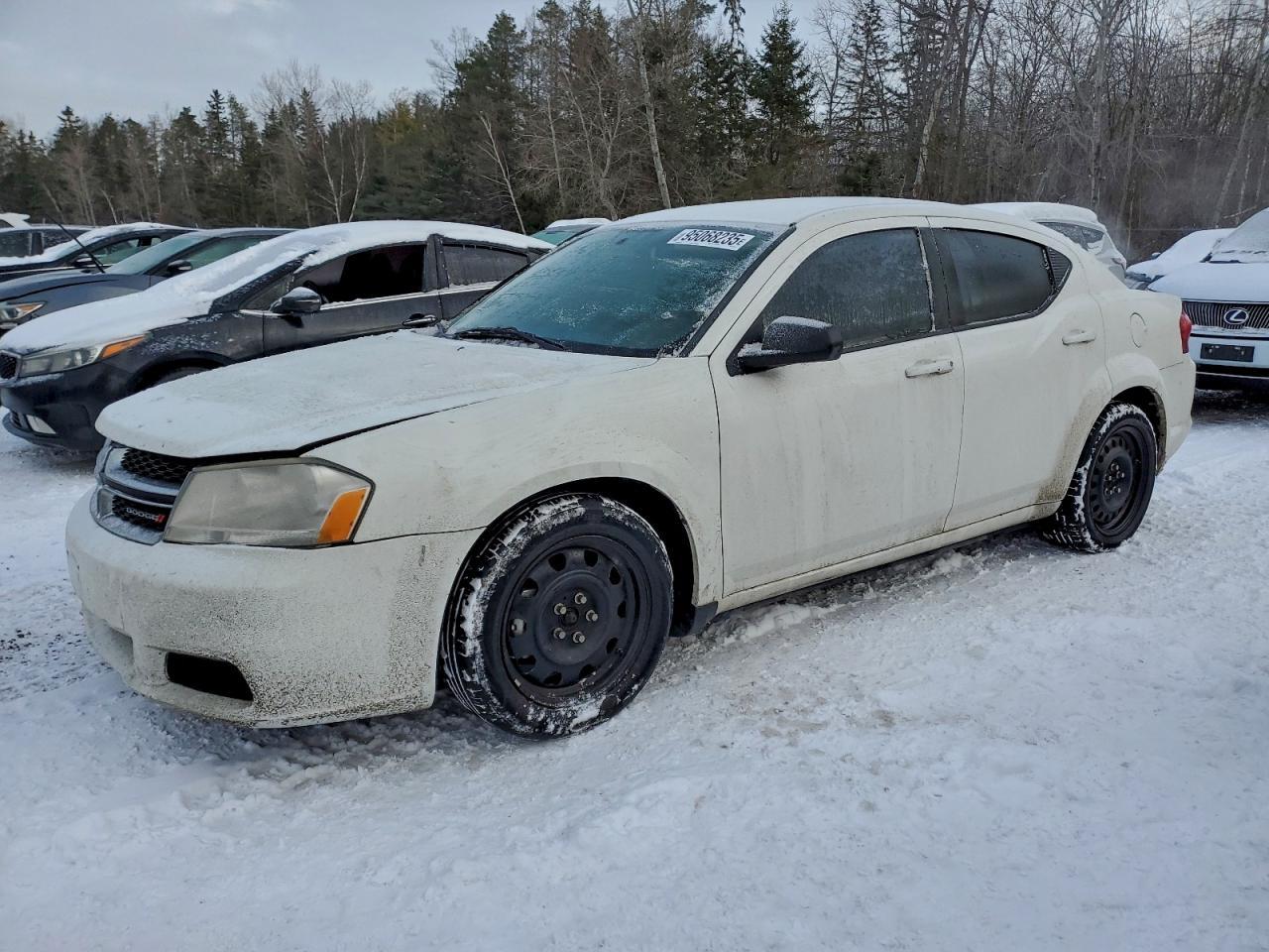2013 DODGE Avenger