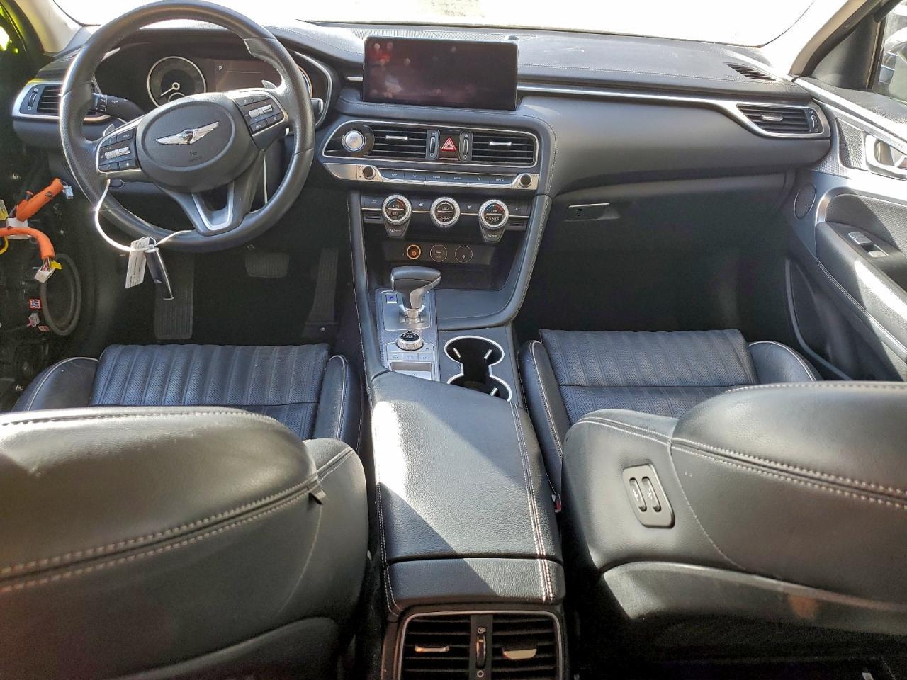 2022 GENESIS G70