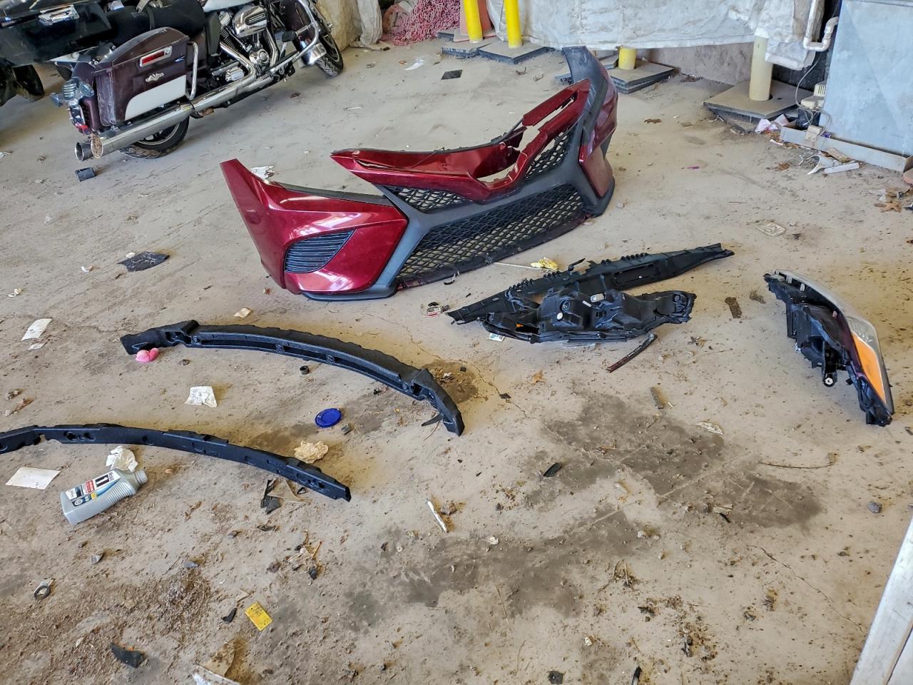 2018 TOYOTA CAMRY