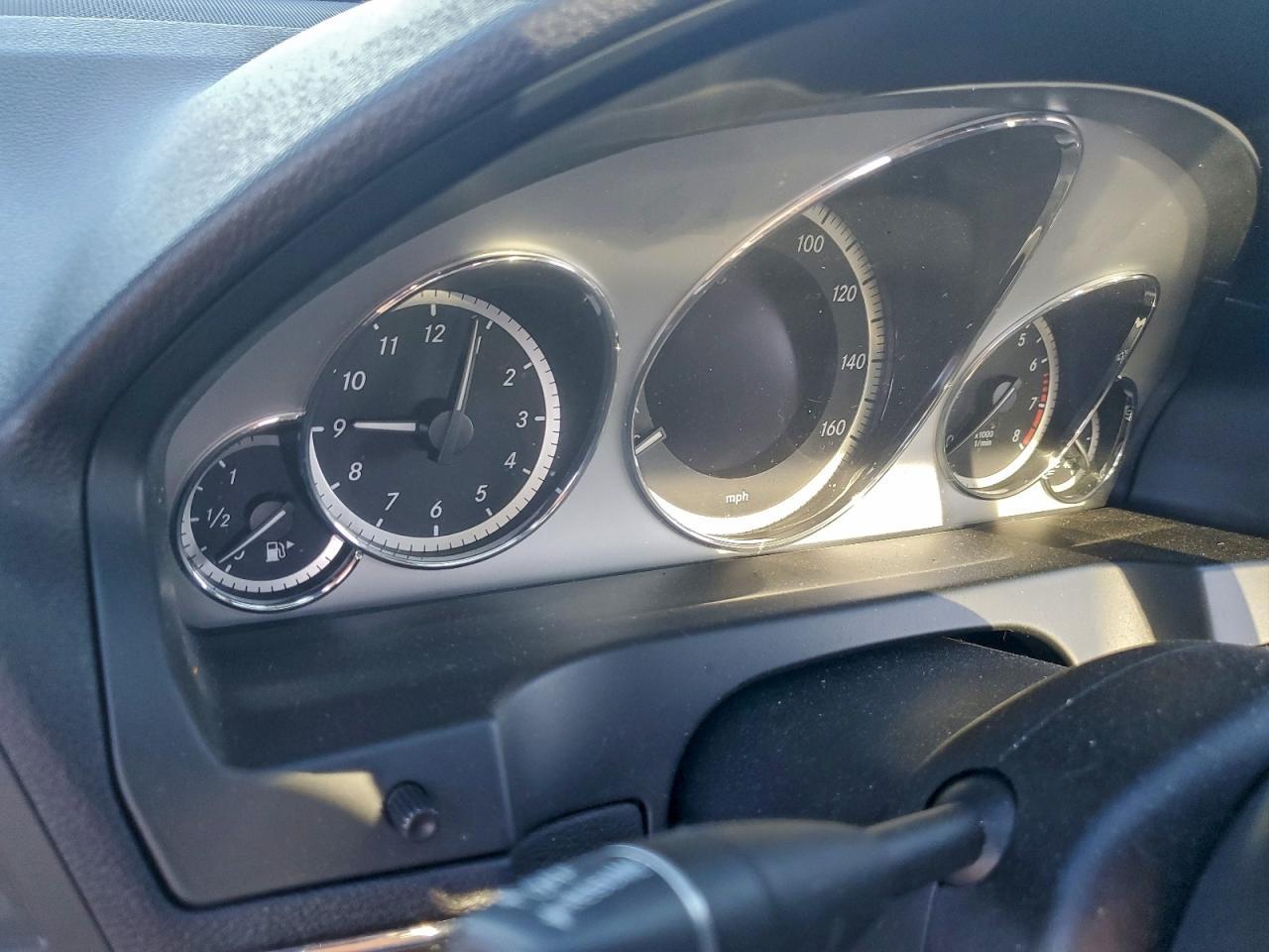 2012 MERCEDES-BENZ E-Class