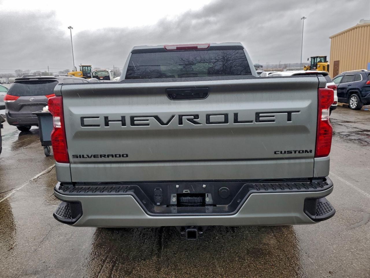 2025 CHEVROLET Silverado